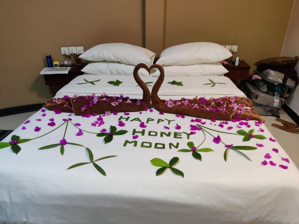 Ilaa Beach Maldives Hotel Gulhi Exterior photo